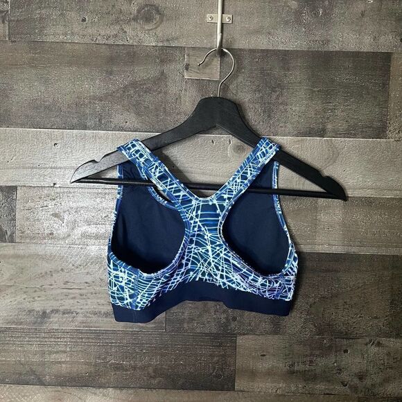 Nike Sports Bra Medium - Picture 2 of 2